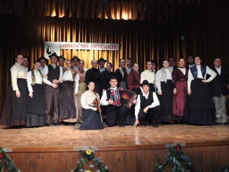 Prlekija pleše in poje, območno srečanje odraslih folklornih skupin 82